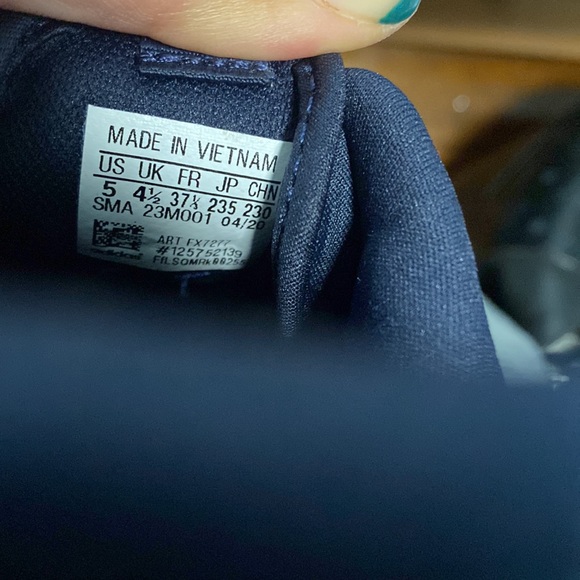 Adidas Racer TR 2.0 K - NEW and never worn - Picture 5 of 7